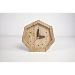 Laikrodis -  Medinis  Stalo Laikrodis (Galimas Graviravimas)